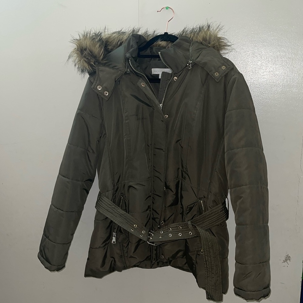 New York & Company Army Green women belted jacket with faux fur size XL